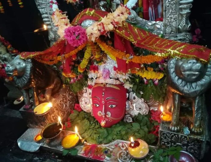 ରାୟଗଡ଼ା ଅଧିଷ୍ଠାତ୍ରୀ ଦେବୀ ମା ମଝୀଘରିଆଣିଙ୍କ ସନ୍ଧ୍ୟା ଆଳତି