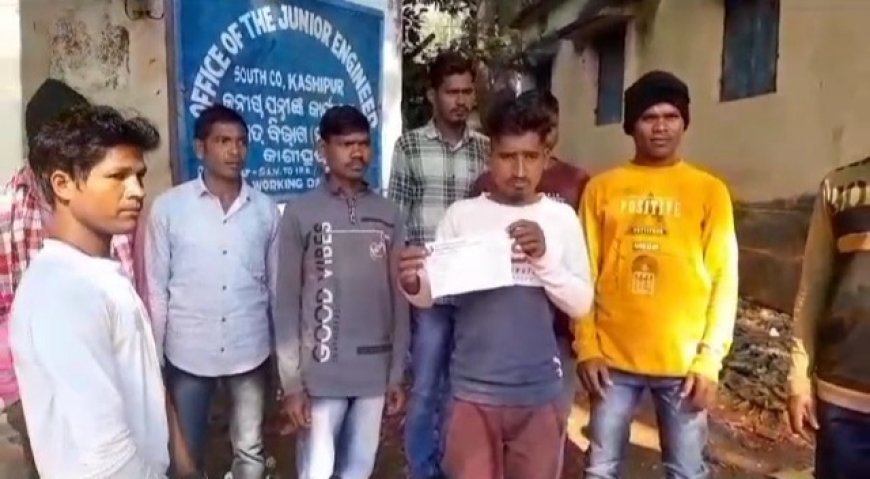 ୬ମାସ ଅନ୍ଧକାର ଥିବା ବିରବାଫୁଲା ଗ୍ରାମକୁ ଆଲୋକିତ କରିଛି ମୈତ୍ରୀ ।