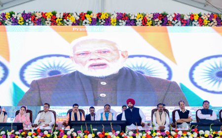 ରାୟଗଡ଼ା ରେଳମଣ୍ଡଳର ଭିତ୍ତିପ୍ରସ୍ତର ସ୍ଥାପନ କଲେ ପ୍ରଧାନମନ୍ତ୍ରୀ ନରେନ୍ଦ୍ର ମୋଦୀ